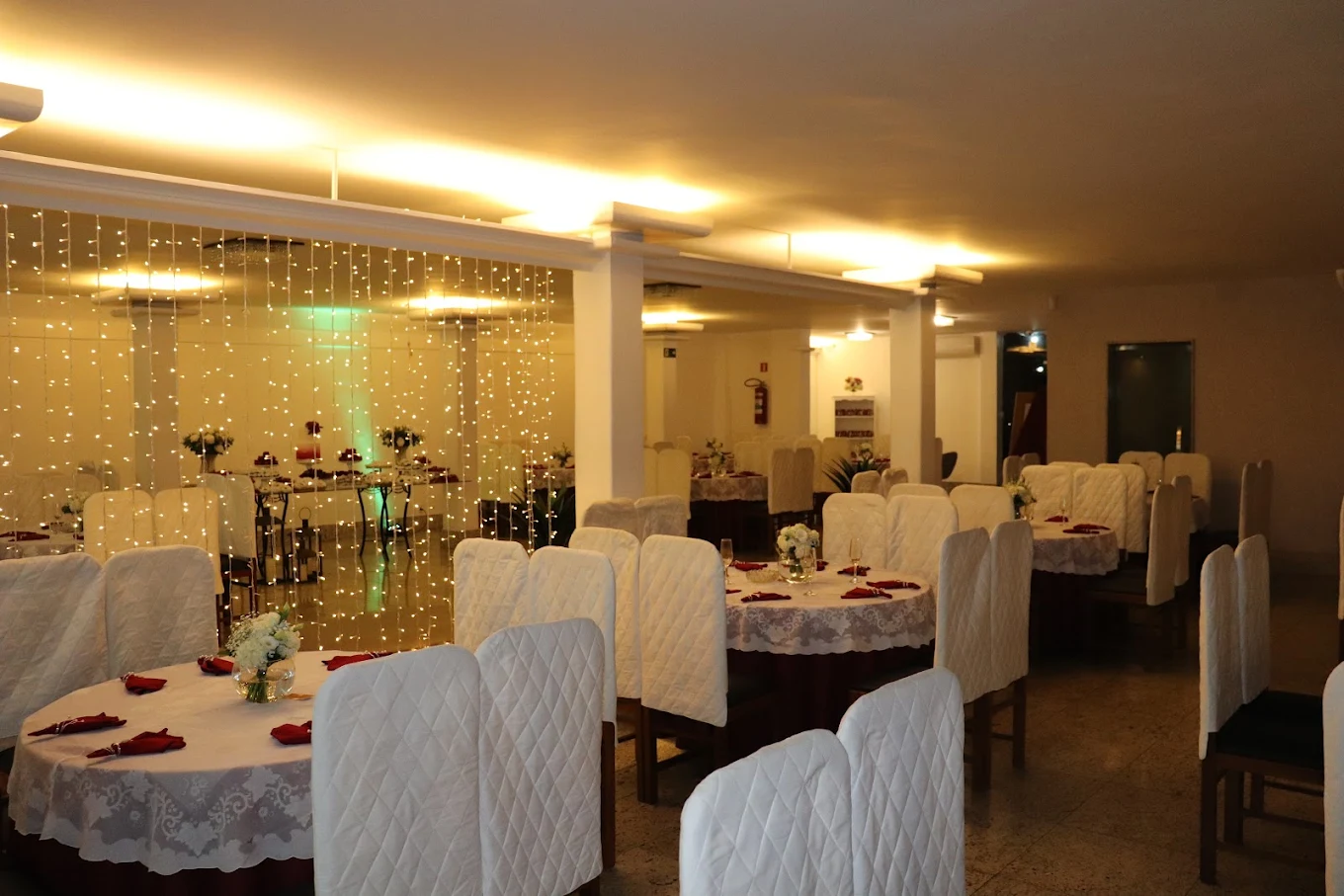 Salão climatizado para casamento em Vitória ES na Maison Orange Classique